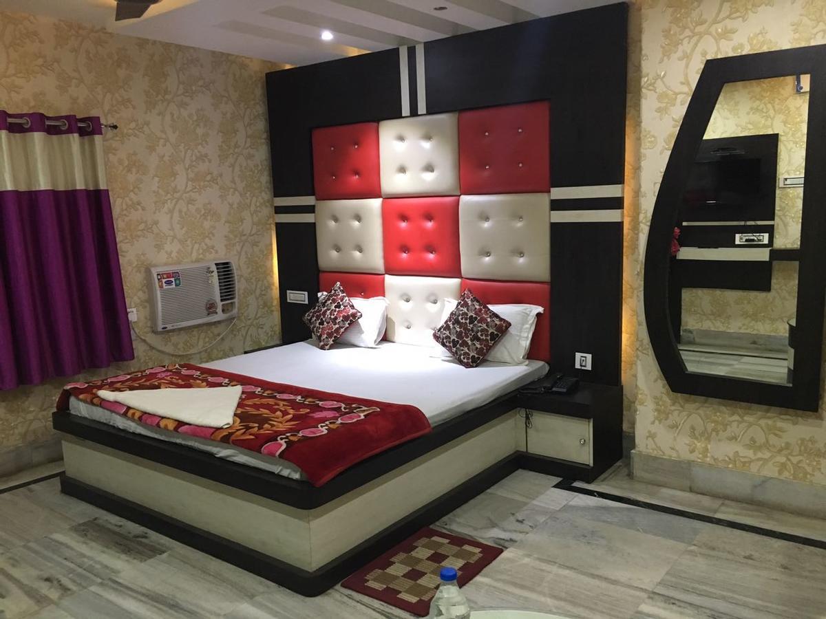 Hotel Natraj Sasaram Екстер'єр фото