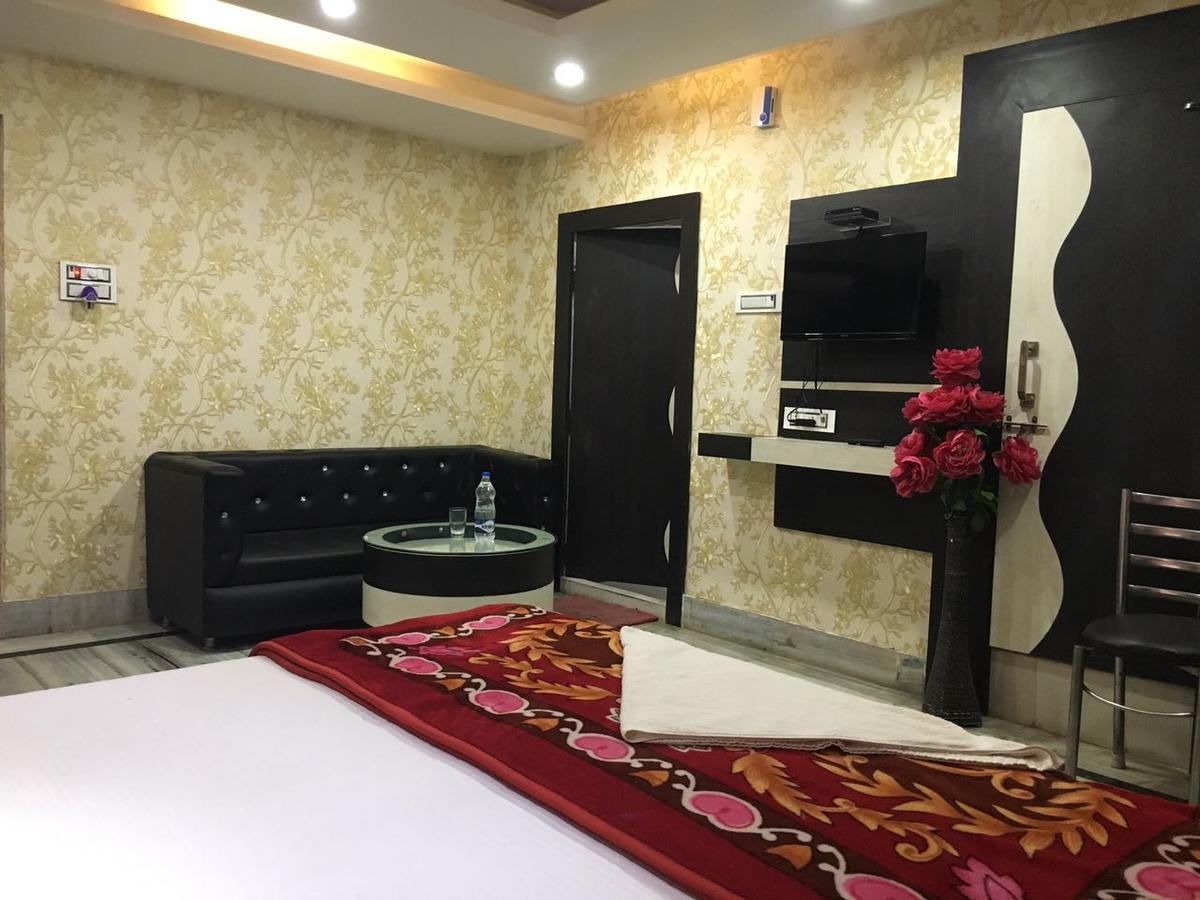 Hotel Natraj Sasaram Екстер'єр фото